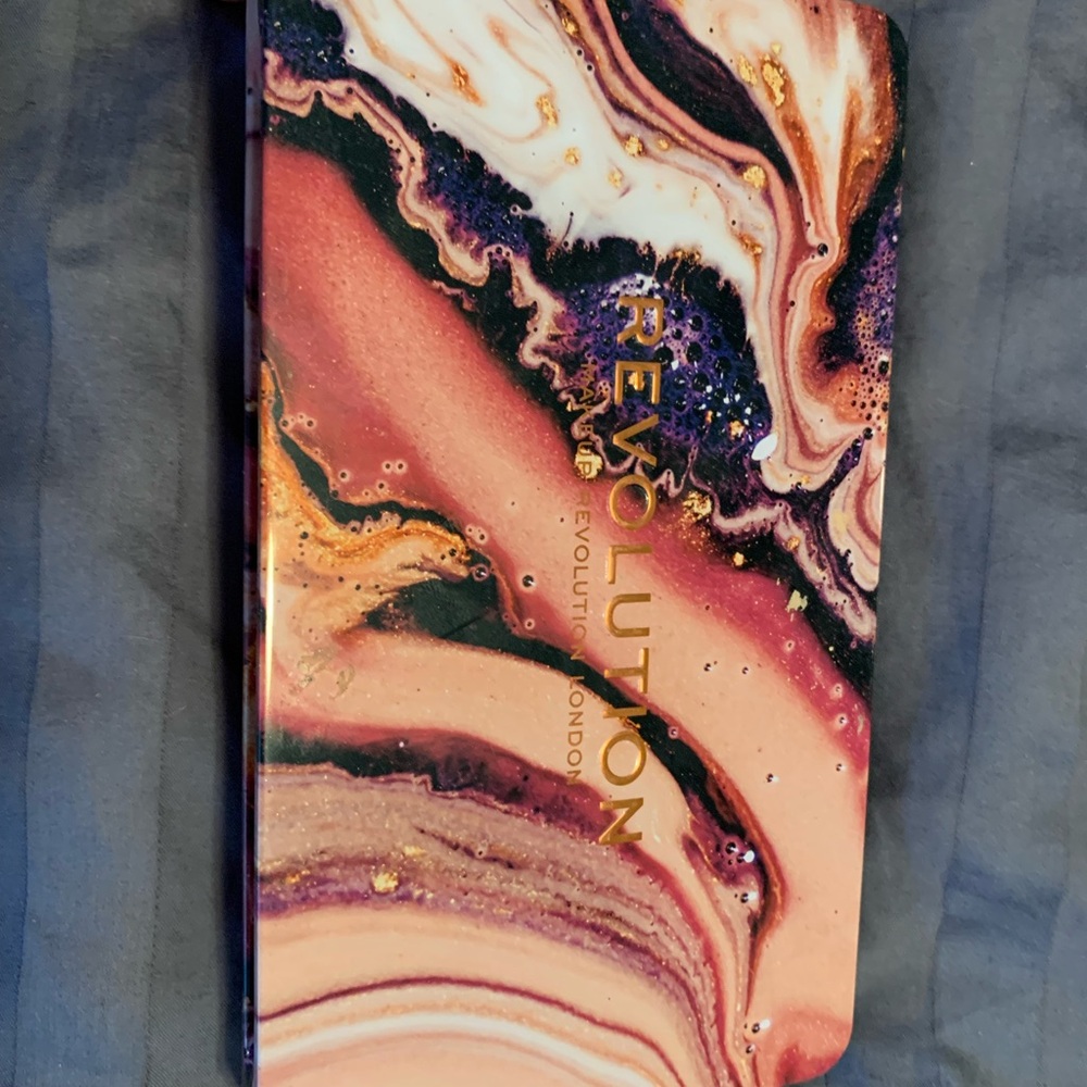 Revolution Eyeshadow Palette - Pink, Purple, Gold